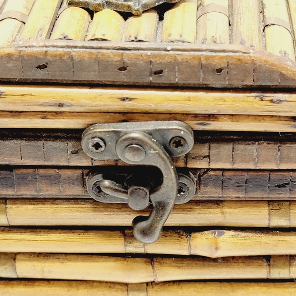 Vintage Wooden Bamboo Jewelry Box Chest Trinket Decor Metal Hinges & Slide Lock. - Picture 9 of 12